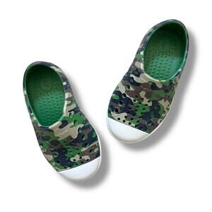 Native Jefferson Print Shoes Size 6 Rio Green Shell White Stone Camo Slip On